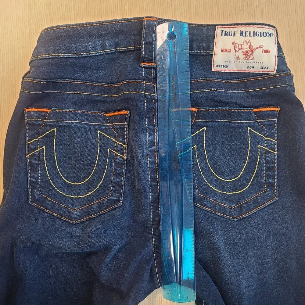 True Religion mid rise size 28 jeans - Picture 3 of 6